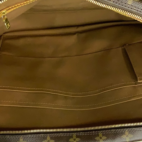 Louis Vuitton Porte Documents Top Handle Briefcase in Monogram Canvas 14" x 13" - Picture 15 of 15